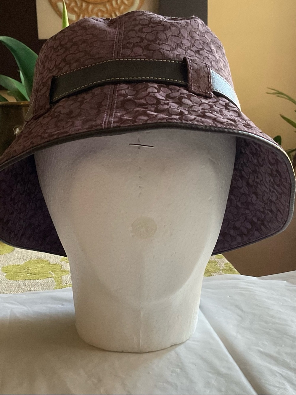 VTG Coach Bucket Hat Y2K Purple Signature C Leather Strap Silver Buckle P/S